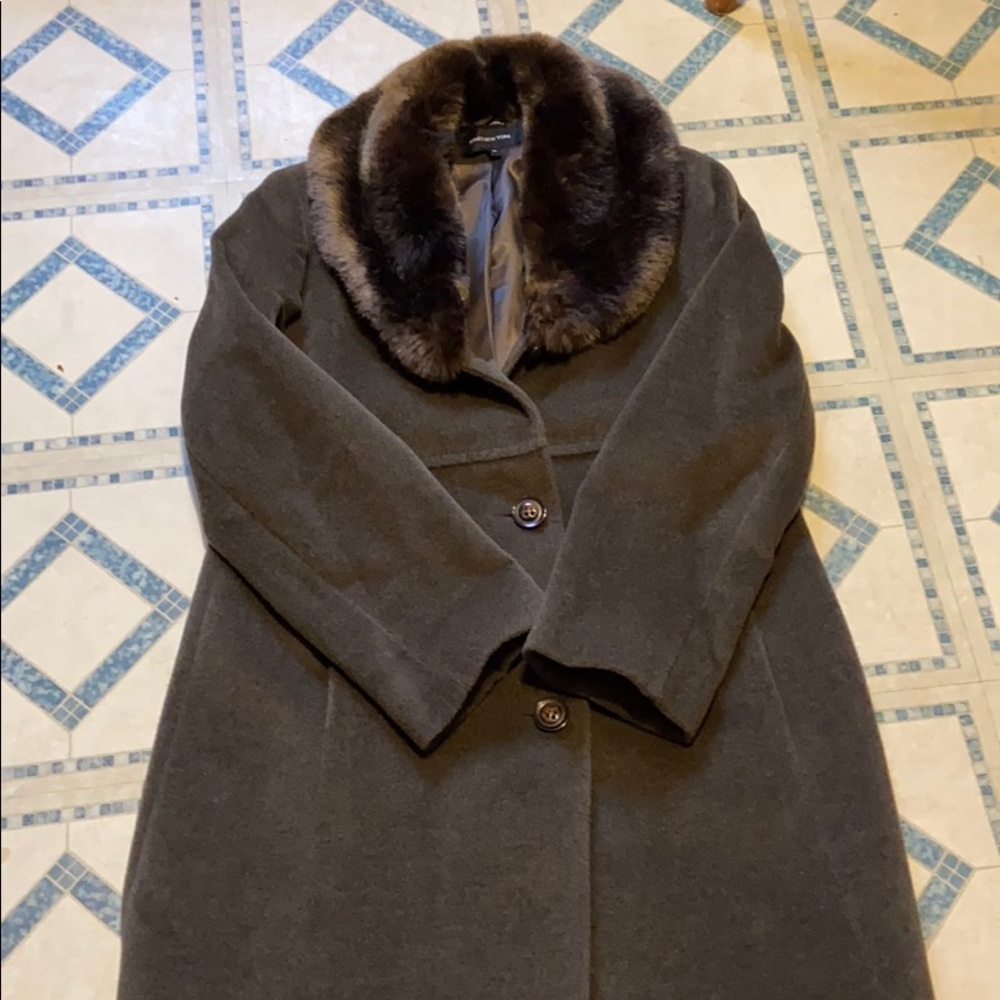 Beautiful Jones New York women’s coat